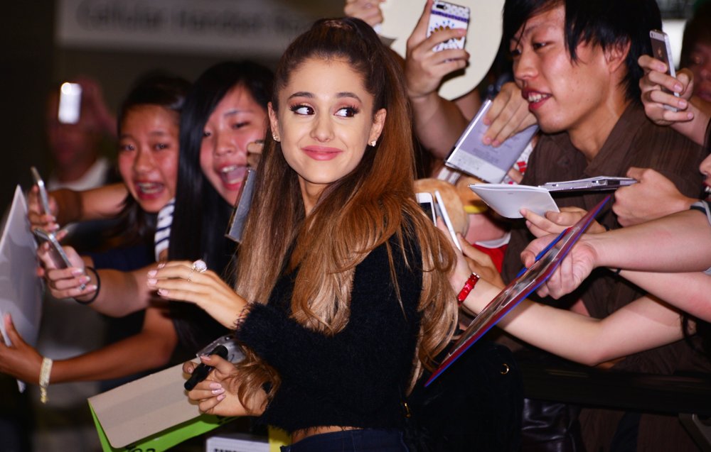 Ariana Grande Mobbed by Fans as She Arrives at Narita Airport