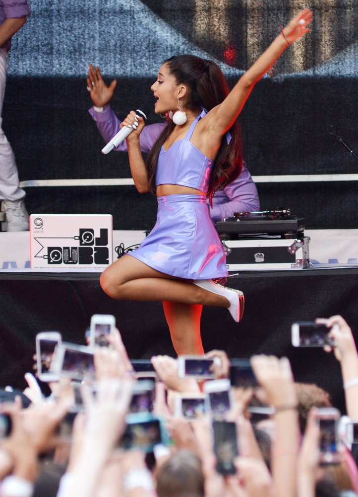 Ariana Grande Unveils Her Fragrance Ari