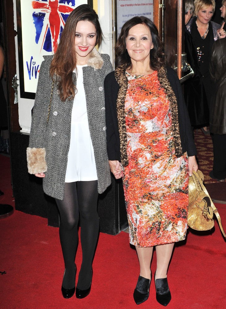 VIVA Forever Spice Girls The Musical - Arrivals