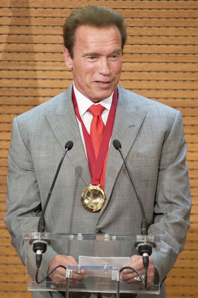 Arnold Schwarzenegger Receives A Medal Honouring Him as Tourism Ambassador for Madrid