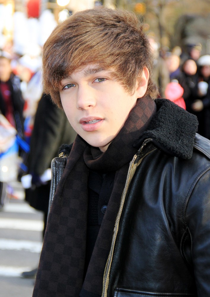 Austin Mahone;<br>87th Macy's Thanksgiving Day Parade