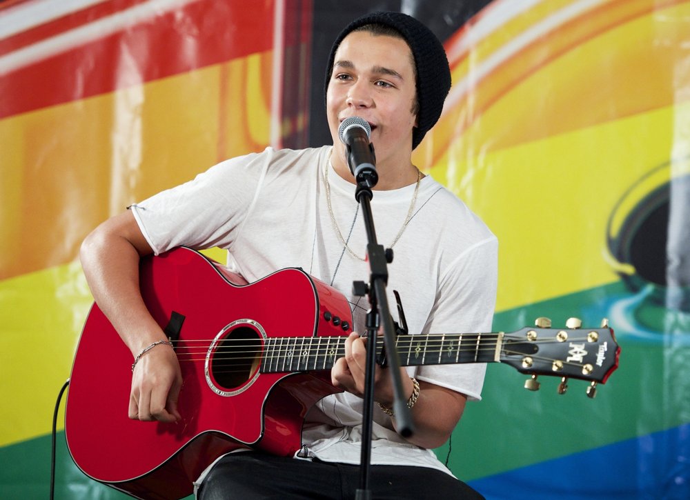Austin Mahone;<br>Austin Mahone Performs During A Fan Event