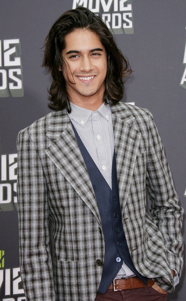 Avan Jogia.