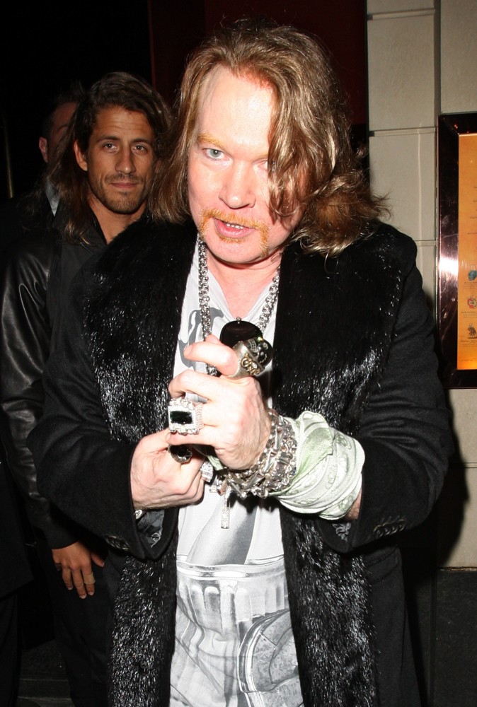 Nih penampilan baru dari Axl Rose