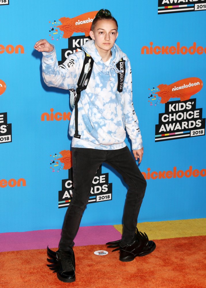 Backpack Kid Picture 1 Nickelodeon's 2018 Kids' Choice Awards