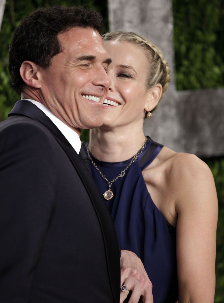 Andre Balazs;Chelsea Handler;<br>2013 Vanity Fair Oscar Party - Arrivals