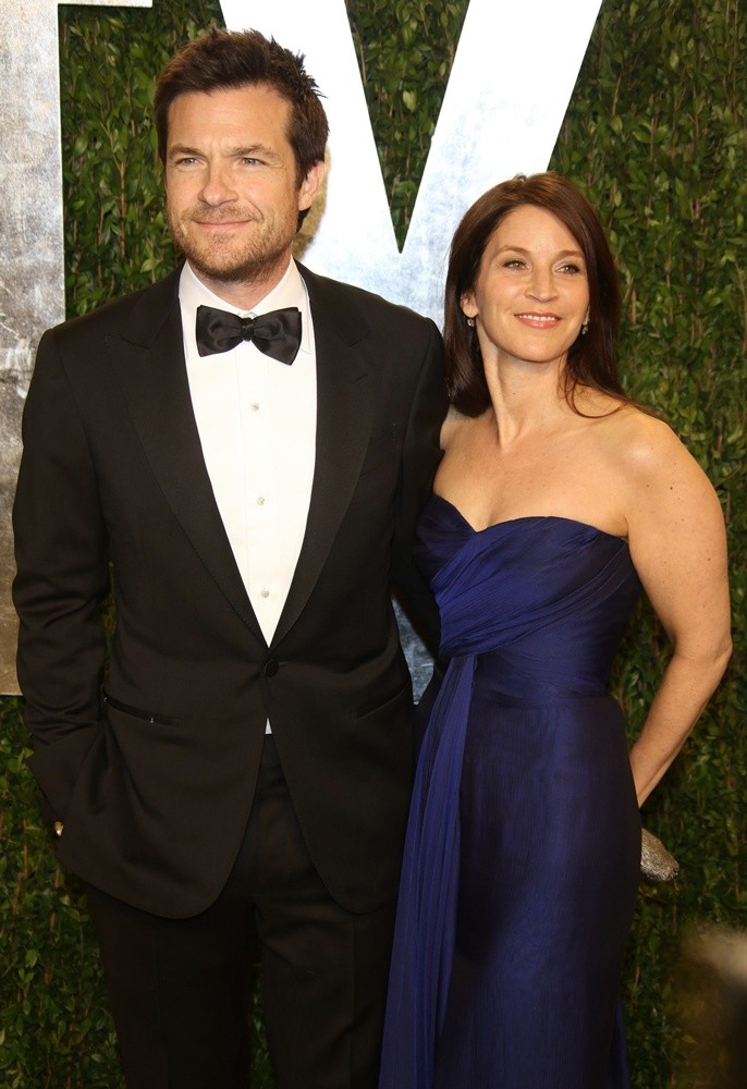 Jason Bateman;Amanda Anka;<br>2013 Vanity Fair Oscar Party - Arrivals