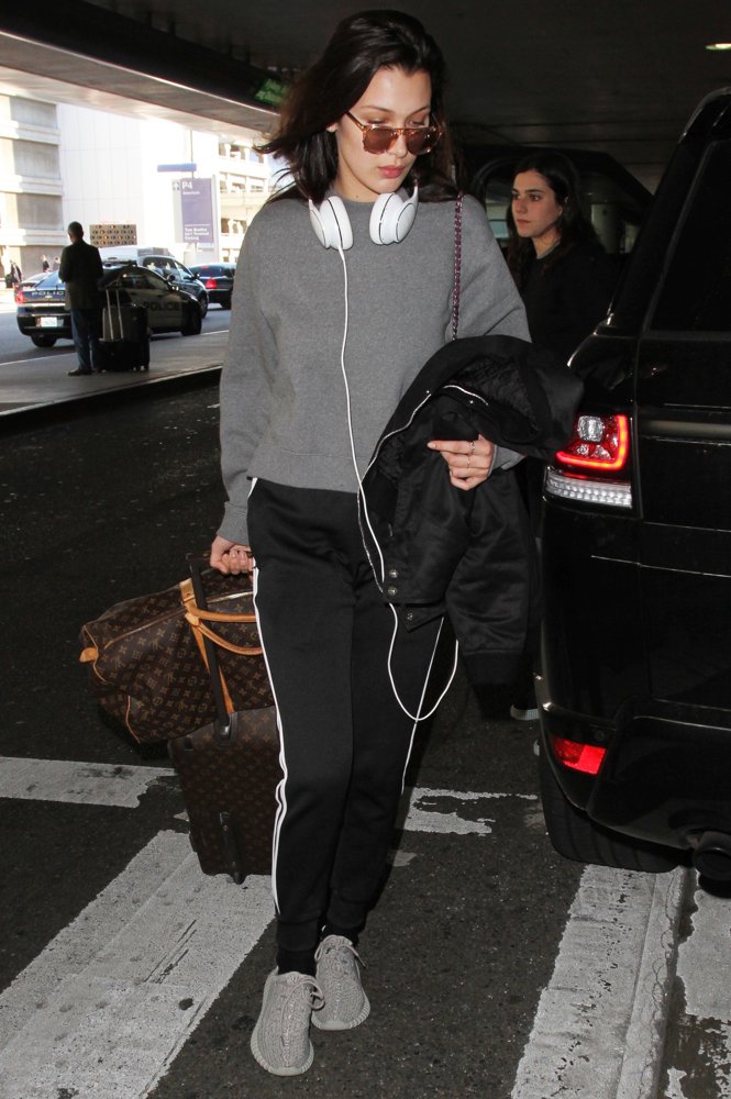 Bella Hadid Arrives on A Flight to Los Angeles International Airport