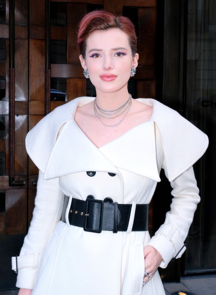 Bella Thorne Leaving Her Hotel