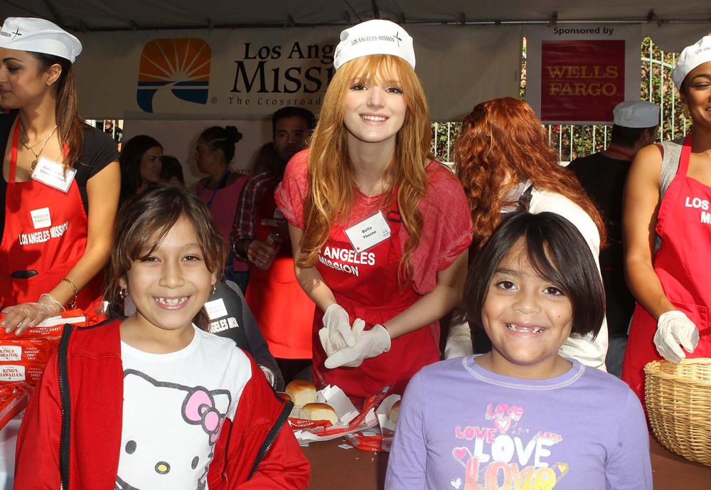 Bella Thorne;<br>The Los Angeles Mission's Thanksgiving for Skid Row Homeless