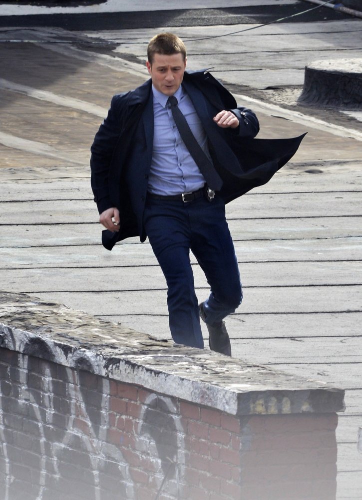 Benjamin McKenzie;<br>Benjamin McKenzie on The Set of Gotham Shooting on Location