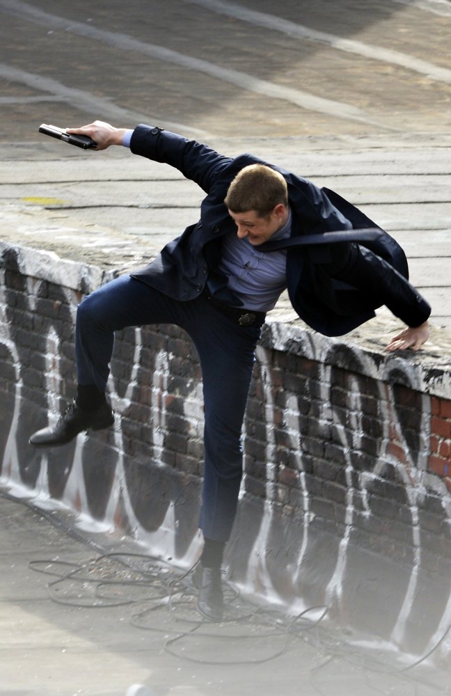 Benjamin McKenzie;<br>Benjamin McKenzie on The Set of Gotham Shooting on Location