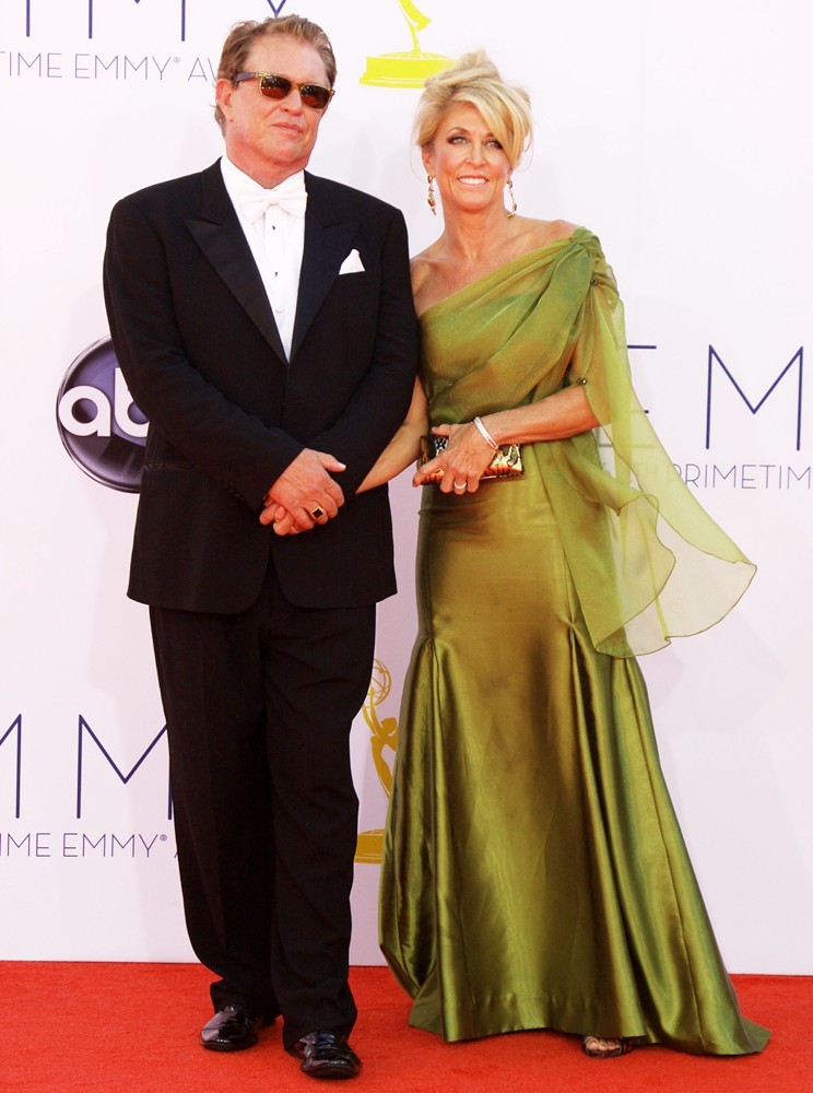 Tom Berenger;Patricia Alvaran;<br>64th Annual Primetime Emmy Awards - Arrivals
