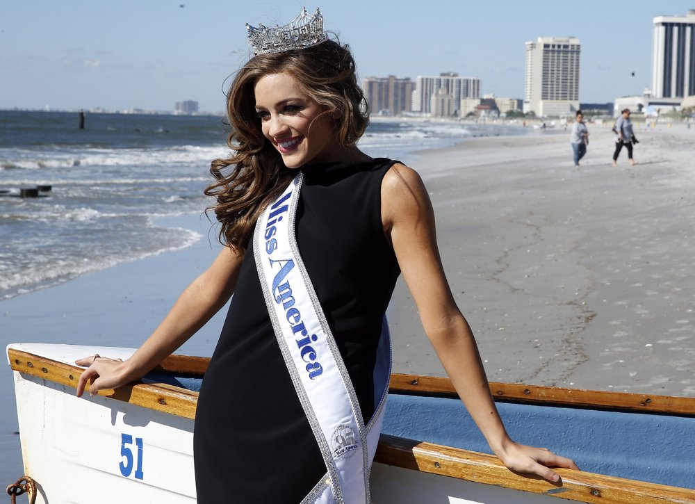Miss America 2016 Toe Dip on The Beach