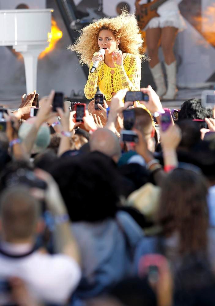 Beyonce Knowles;<br>Burger King Presents The GMA Summer Concert Series