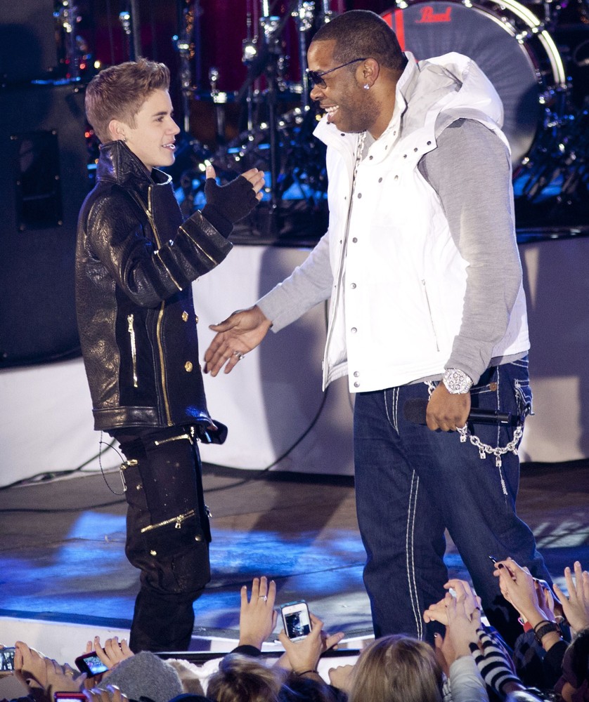Justin Bieber;Busta Rhymes;<br>Justin Bieber and Busta Rhymes Perform for The Pre-Taping of The Rockefeller Center Christmas