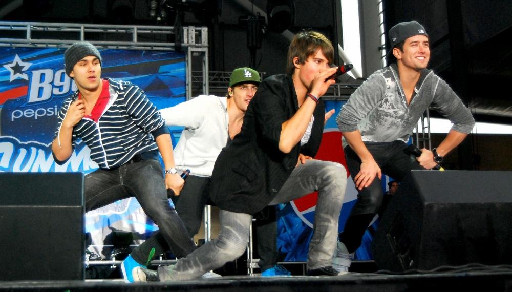 Big Time Rush;<br>B96 Pepsi SummerBash 2011