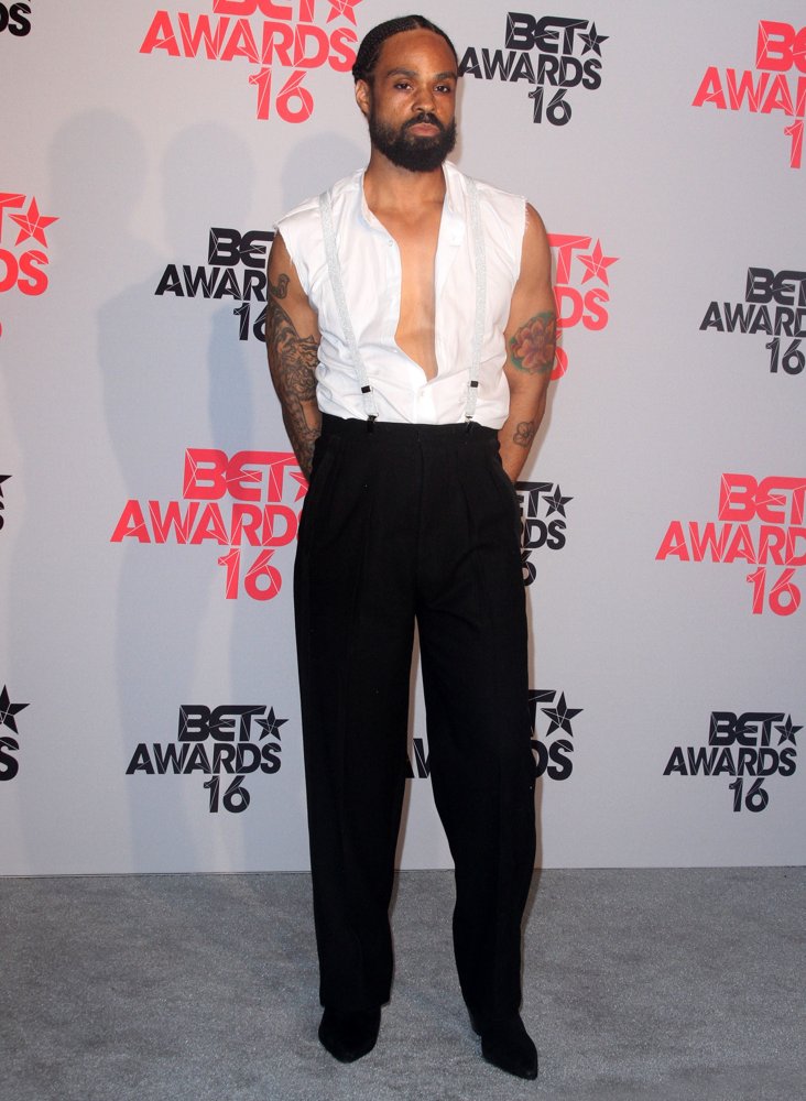 Bilal;<br>BET Awards 2016 - Press Room