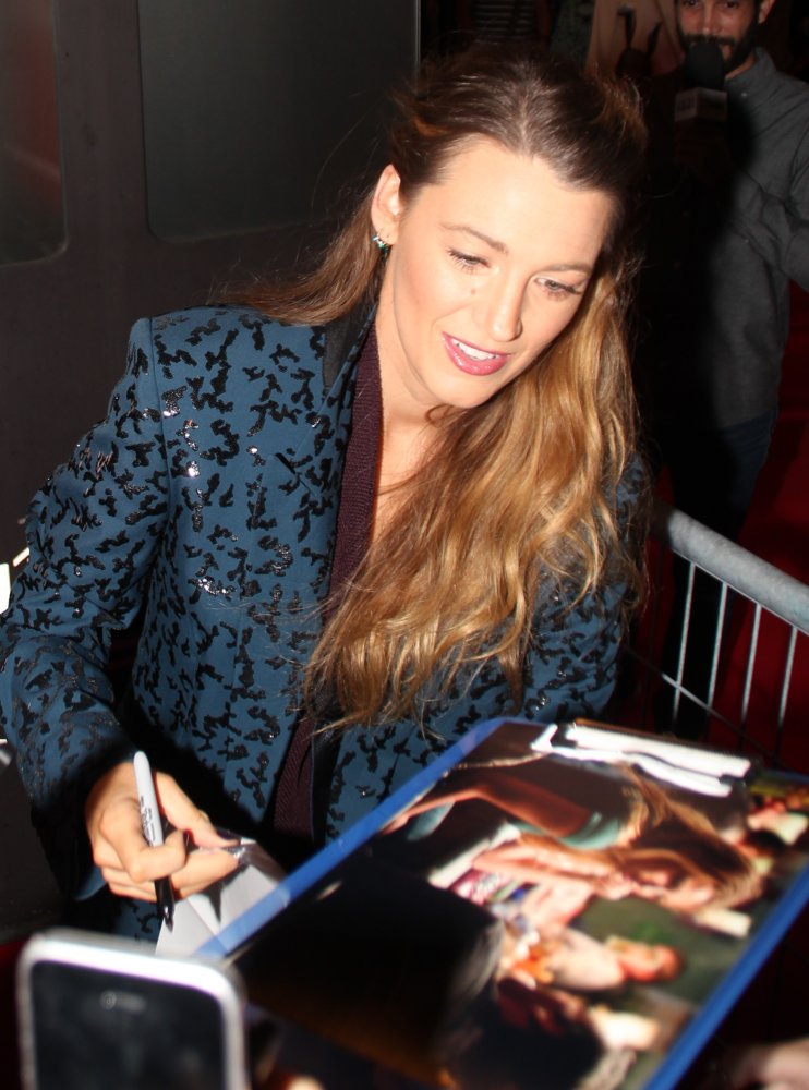A Simple Favor French Premiere - Arrivals