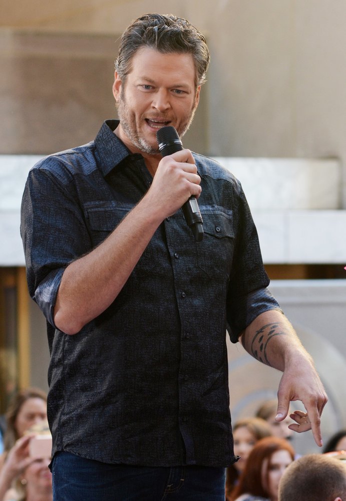 Blake Shelton Performs on NBC's Today Show