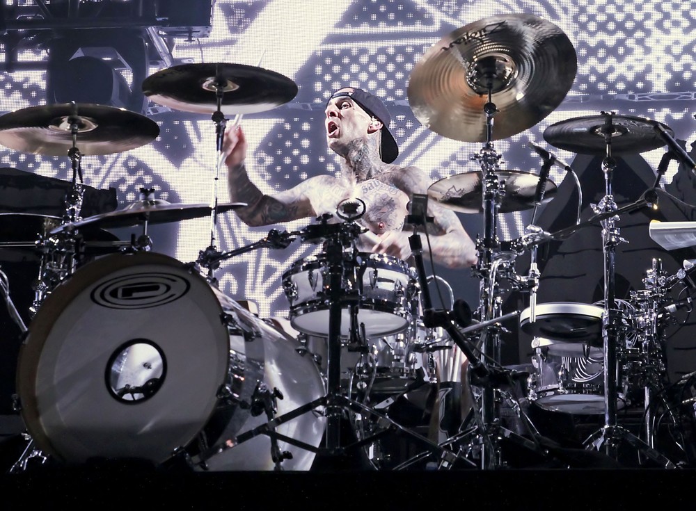 Travis Barker;Blink-182;<br>Blink-182 Performing Live
