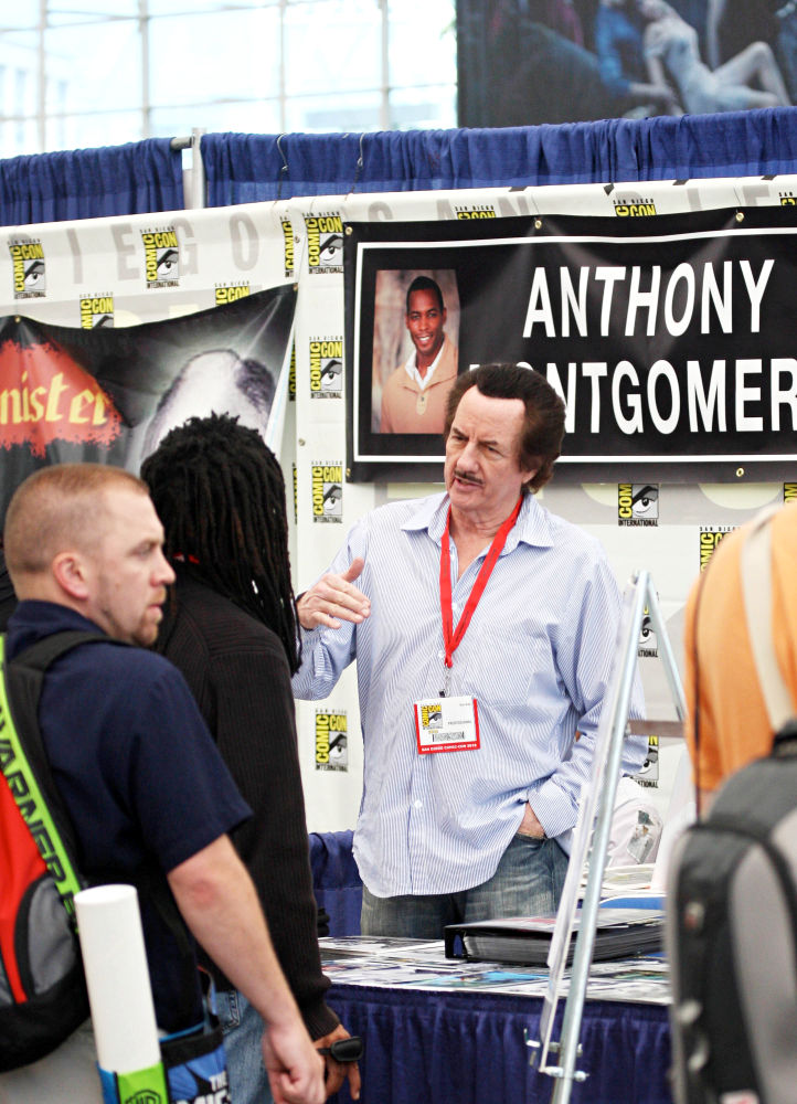 Bob Wall;<br>Signs Autographs For Fans at Comic Con