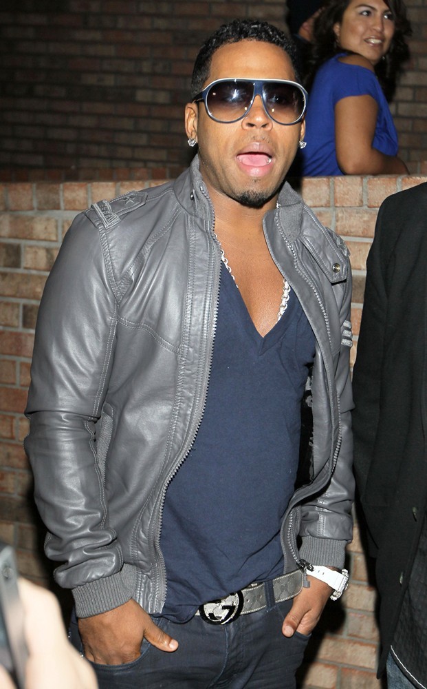Bobby V Pictures, Latest News, Videos.