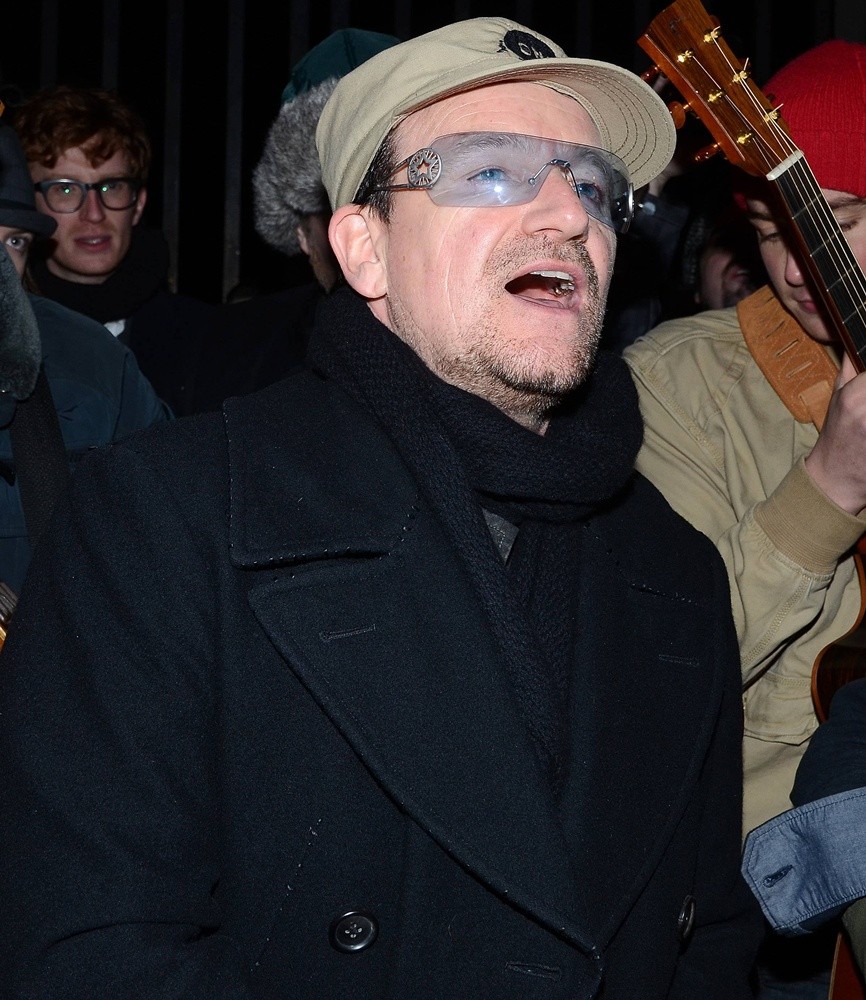 Bono Singing for Charity at The Entrance to St. Stephen's Park
