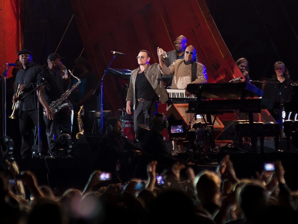 Bono;Stevie Wonder;<br>2013 Global Citizen Festival