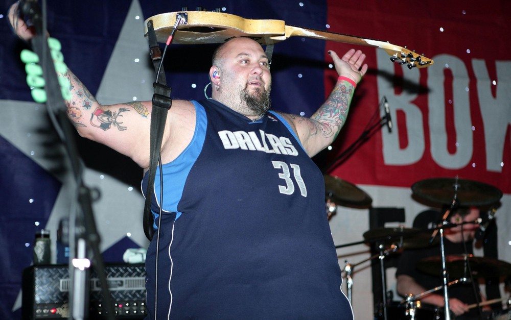Chris Burney;Bowling For Soup;<br>Bowling For Soup Perform Live for The Fifth Anniversary Celebration