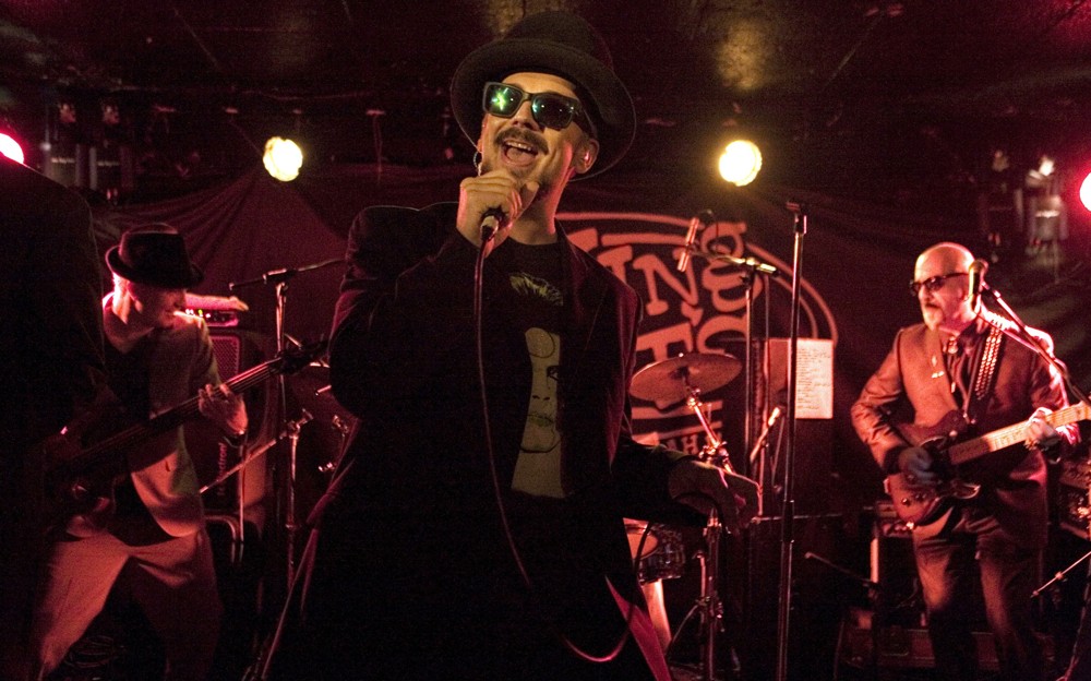 Boy George;<br>Boy George Performing Live