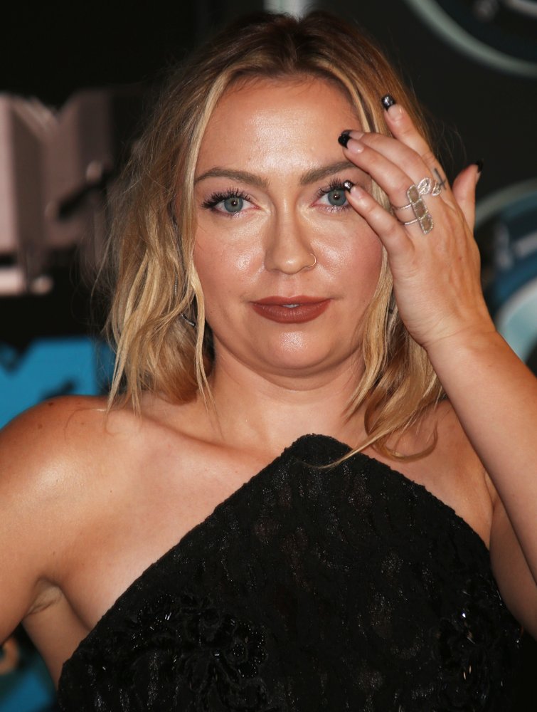 Brandi Cyrus;<br>2015 MTV Video Music Awards - Arrivals