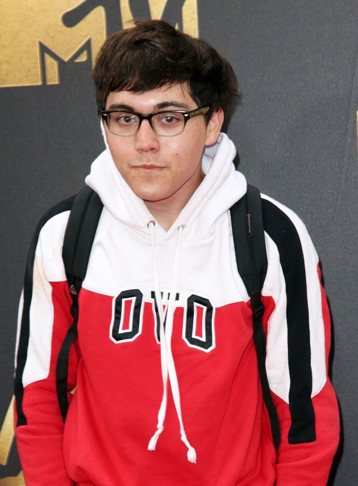 Brandon Wardell;<br>2016 MTV Movie Awards - Arrivals