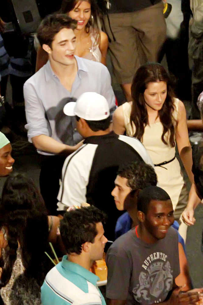 Set Pics and Video of 'Breaking Dawn' Filming of Bella and Edward's