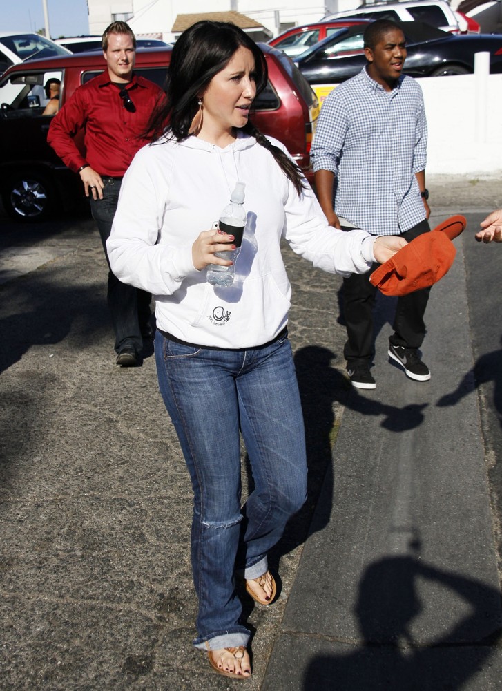 Bristol Palin;<br>Kyle Massey and Bristol Palin Enjoy Lunch with A Friend