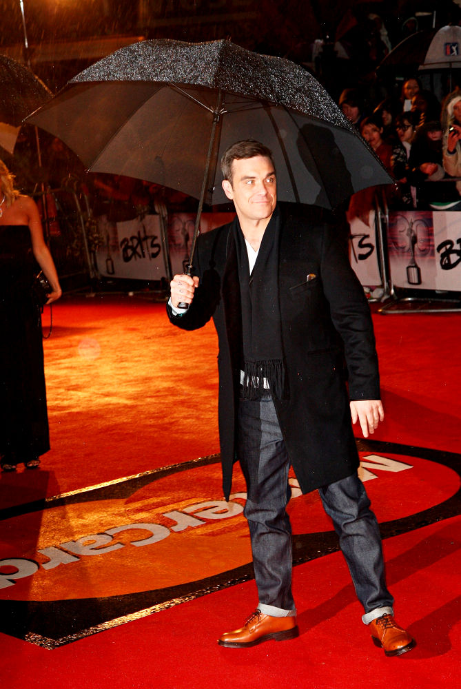 Robbie Williams;<br>The BRIT Awards 2010 - 30th Anniversary - Arrivals