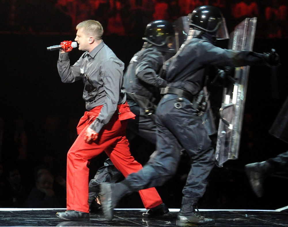 Plan B;<br>The BRIT Awards 2011 - Inside