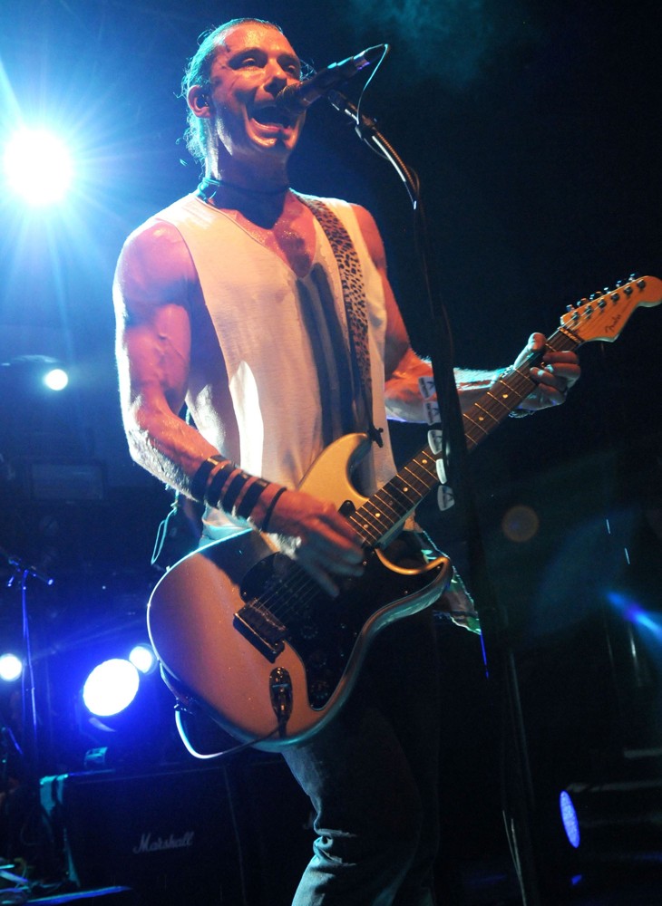 Bush Perform Live