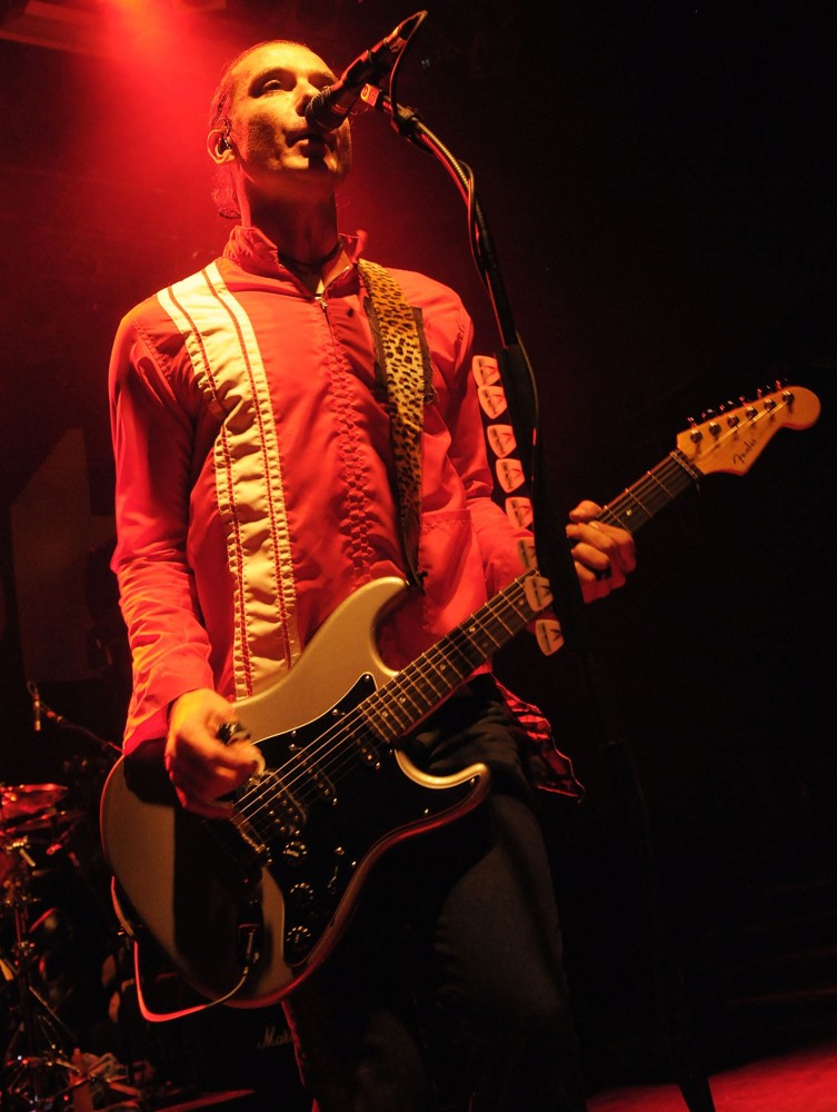 Bush Perform Live