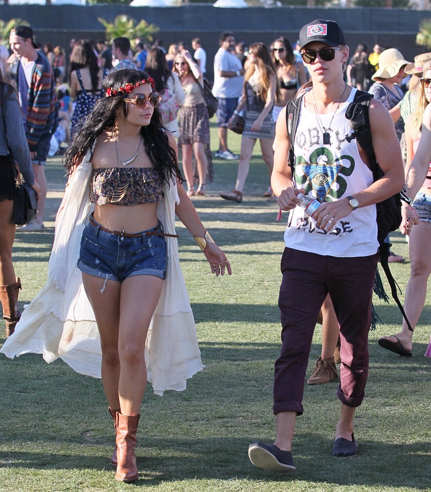 Vanessa Hudgens;Austin Butler;<br>Celebrities at The 2012 Coachella Valley Music and Arts Festival - Day 3