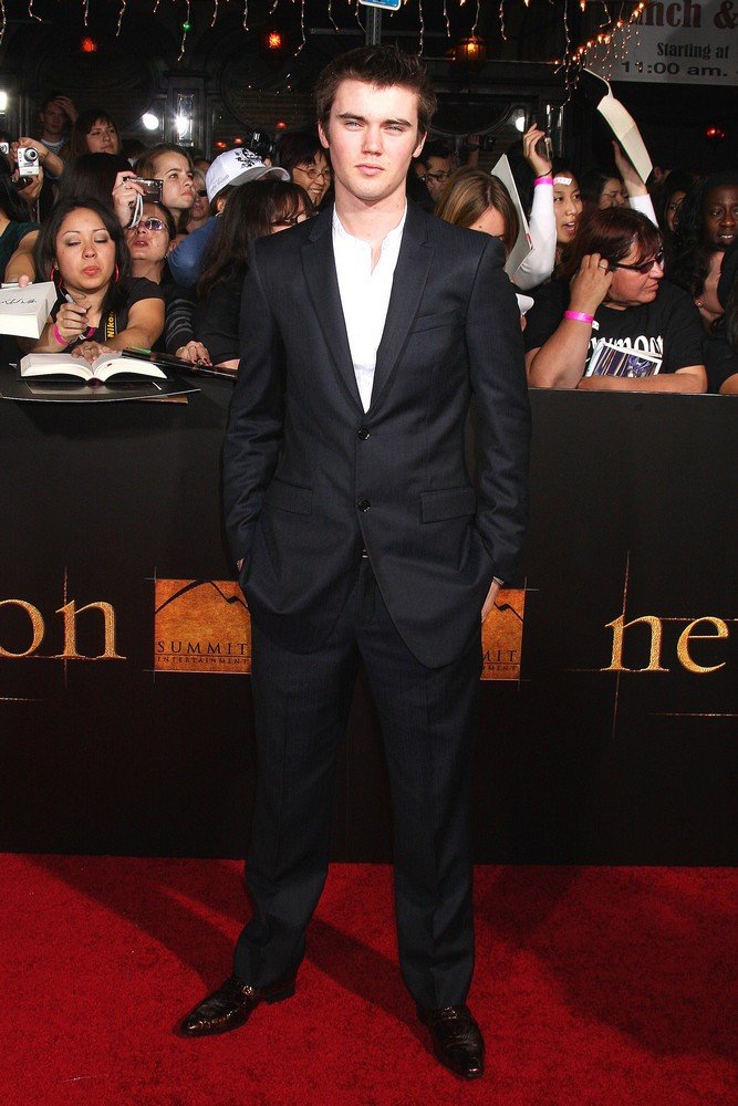 Cameron Bright;<br>The Twilight Saga's Breaking Dawn Part I World Premiere