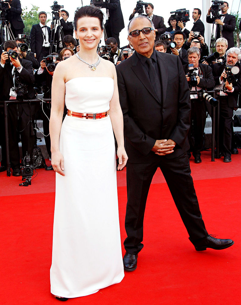 Juliette Binoche;Abbas Kiarostami;<br>2010 Cannes International Film Festival - Day 12 - Palme d'Or Closing Ceremony Red Carpet Arrivals