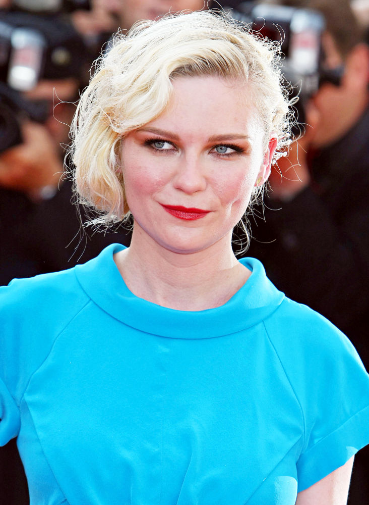 Kirsten Dunst;<br>2010 Cannes International Film Festival - Day 12 - Palme d'Or Closing Ceremony Red Carpet Arrivals