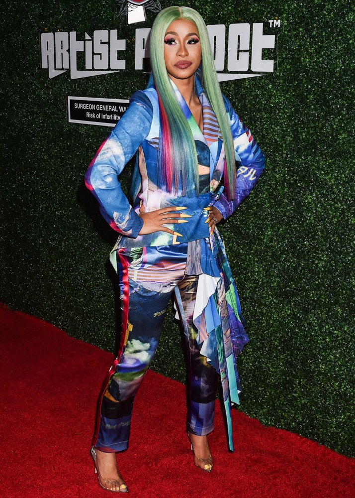The Swisher Sweets Awards Cardi B with The 2019 Spark Award