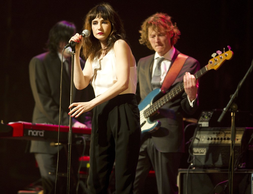 Carice van Houten;<br>Carice van Houten Performing