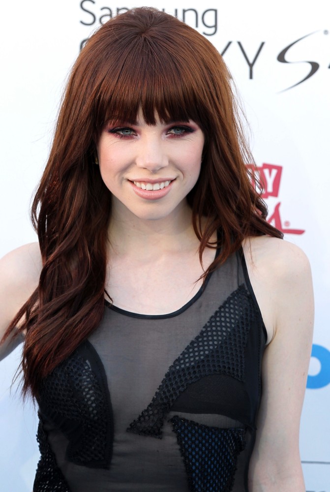 Carly Rae Jepsen;<br>2013 Billboard Music Awards - Arrivals