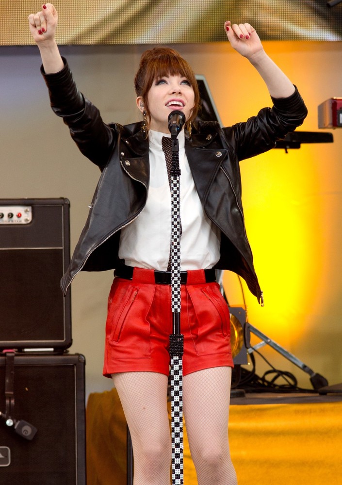 Carly Rae Jepsen;<br>Carly Rae Jepsen Performs Live as Part of Good Morning America's 2013 Summer Concert Series