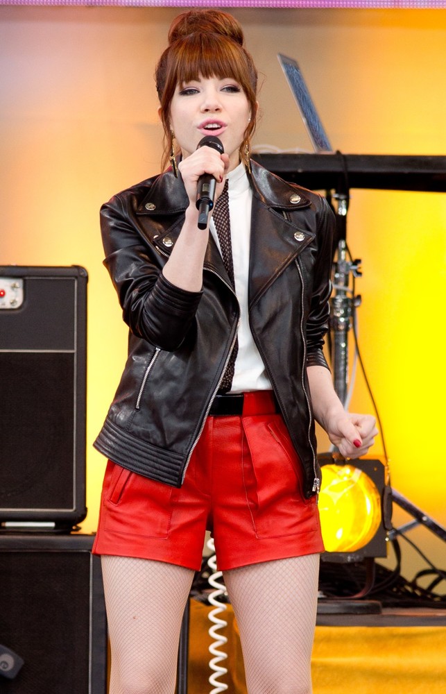 Carly Rae Jepsen;<br>Carly Rae Jepsen Performs Live as Part of Good Morning America's 2013 Summer Concert Series