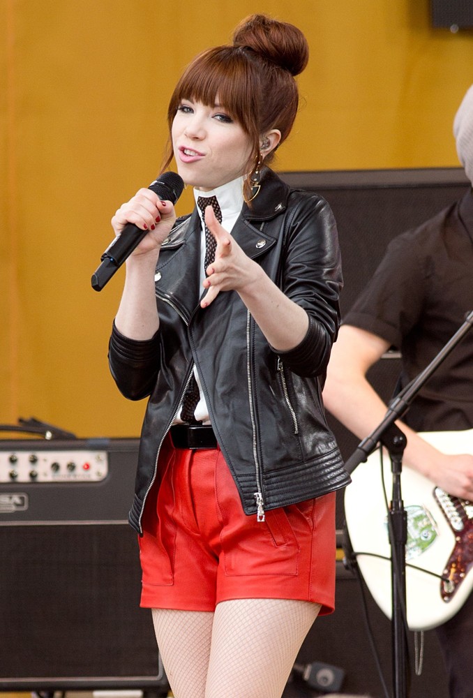 Carly Rae Jepsen;<br>Carly Rae Jepsen Performs Live as Part of Good Morning America's 2013 Summer Concert Series