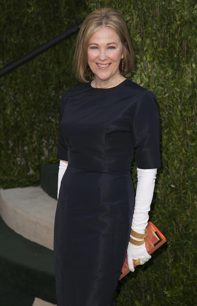 Catherine O'Hara;<br>2013 Vanity Fair Oscar Party - Arrivals
